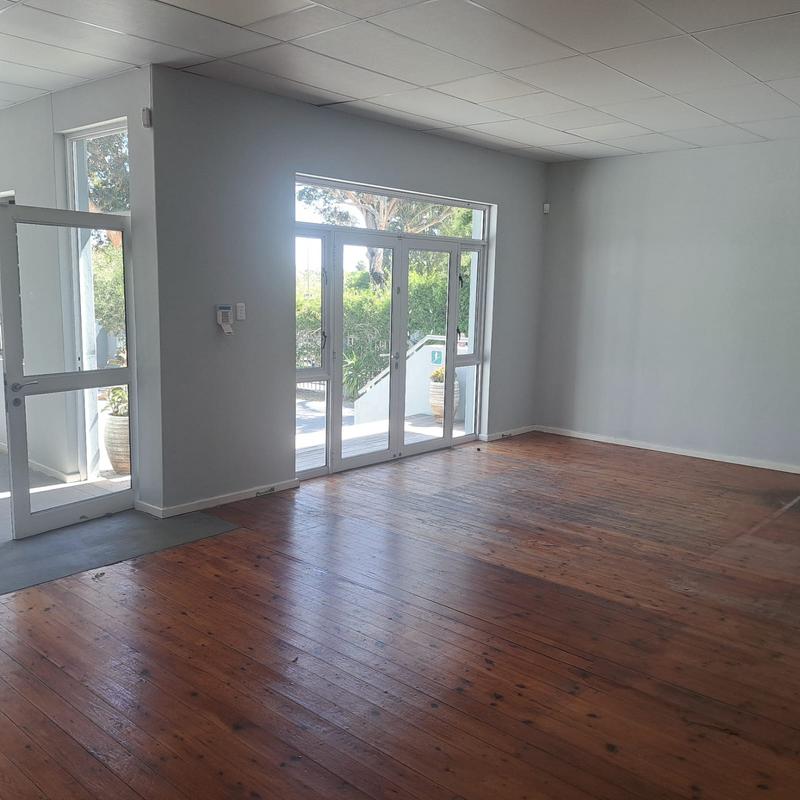 To Let commercial Property for Rent in Walmer Eastern Cape